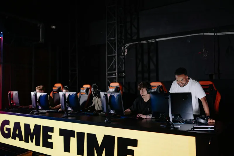 The Co-Op Ceiling: Why Playing With Friends Online Is Still Harder Than It Should Be in 2026